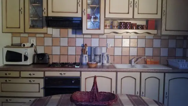 Vu de l'intérieur de la cuisine