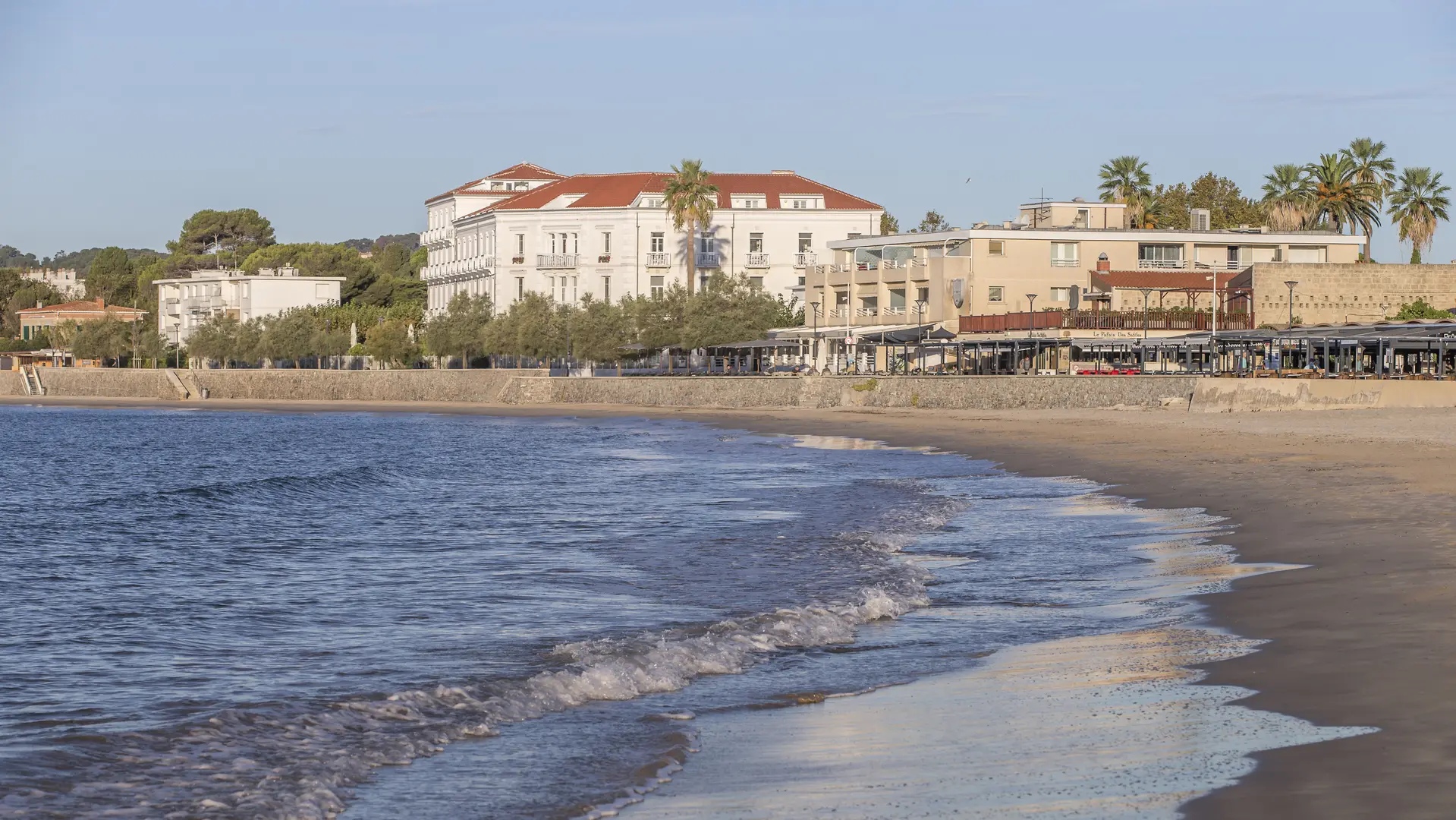 Plage de sable fin