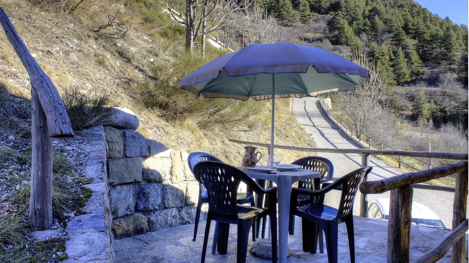 Gîte Auron - l'Oustal n°1-Terrasse-Saint-Étienne-de-Tinée-Gîtes de France des Alpes-Maritimes