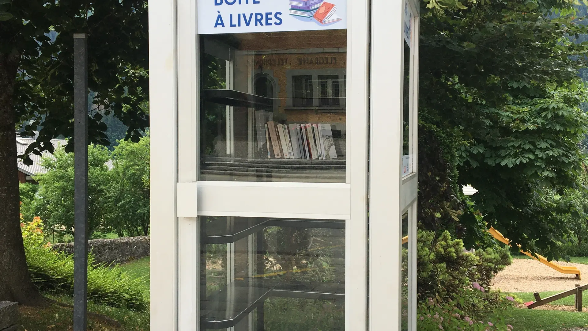 Boîte à livres de La Chapelle d'Abondance
