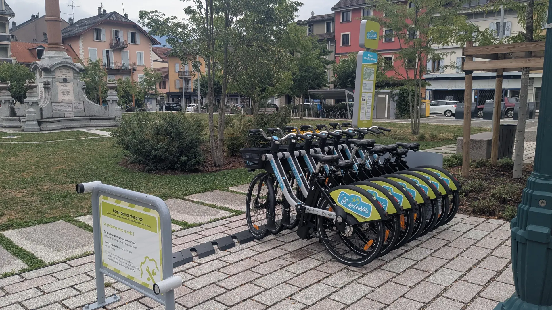 Borne Montenvelo - Place Charles Albert_Sallanches