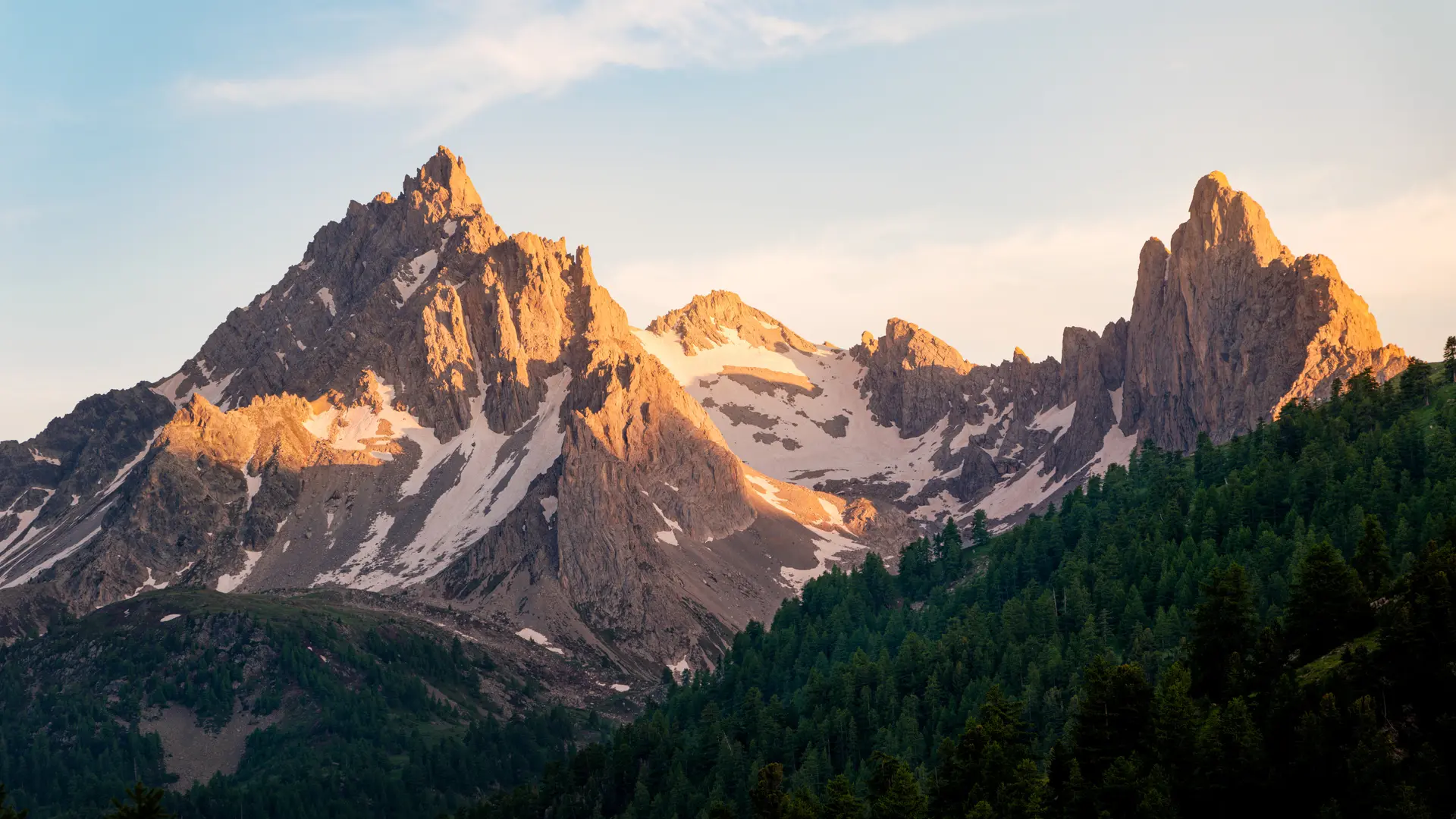 Le plateau d'Emparis et ses lacs - lac noir et lac lérié_La Grave