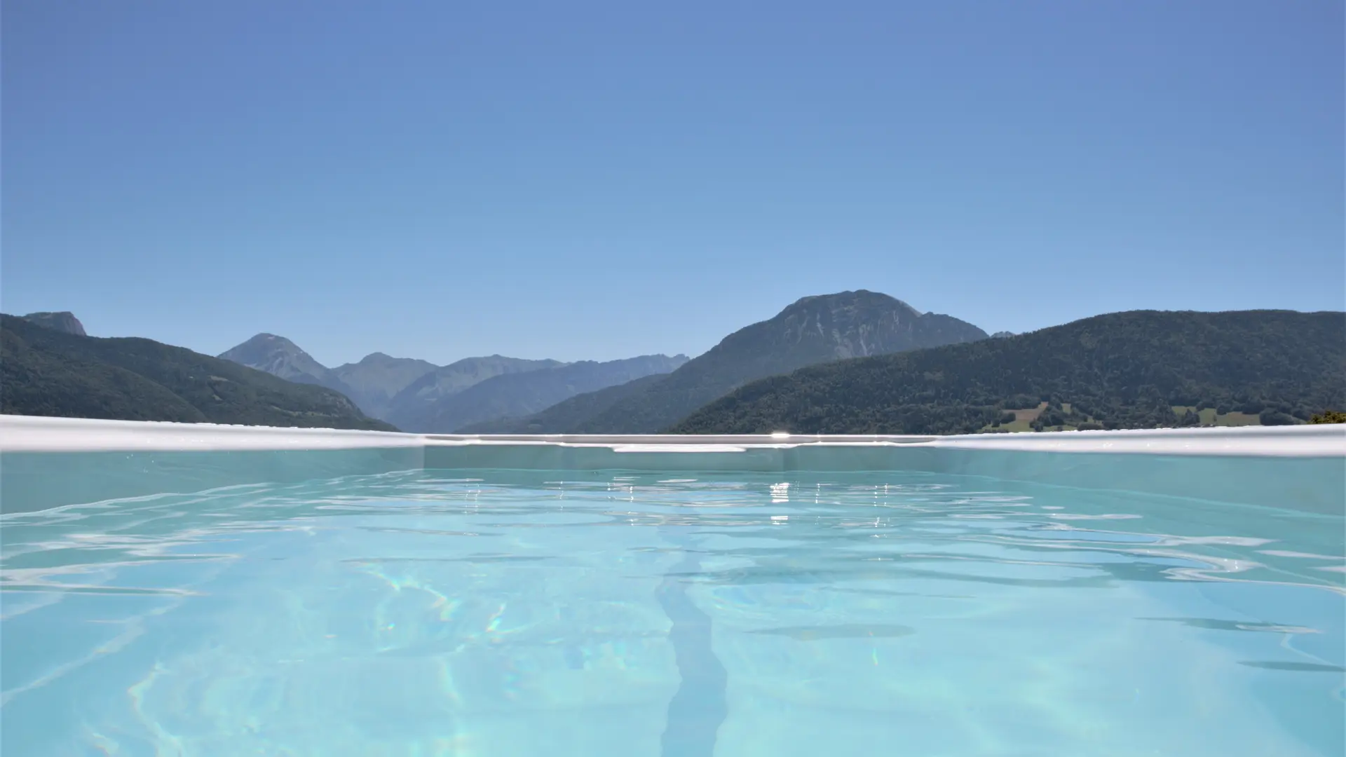 Vue les pieds dans l'eau