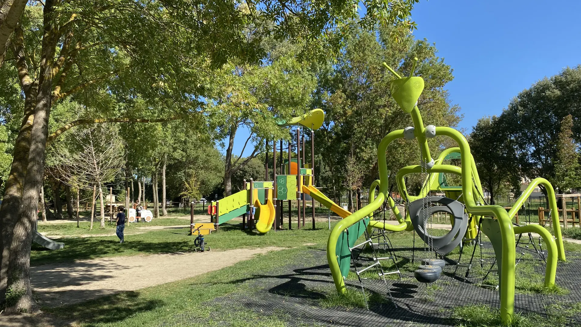 Aire de jeux du Parc du Grenouillet