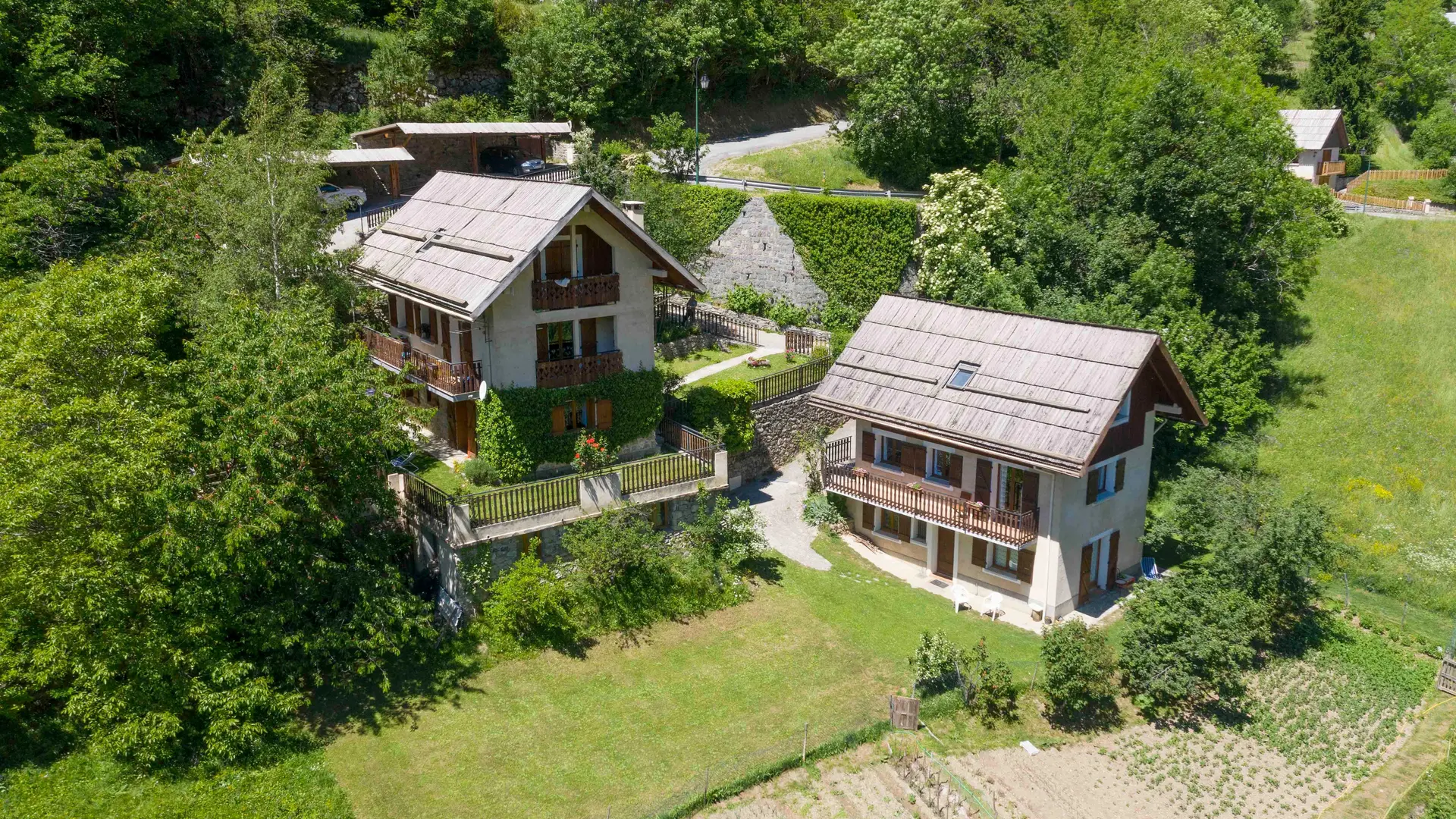 Gîte Les Cytises-La propriété-Saint-Étienne-de-Tinée-Gîtes de France des Alpes-Maritimes