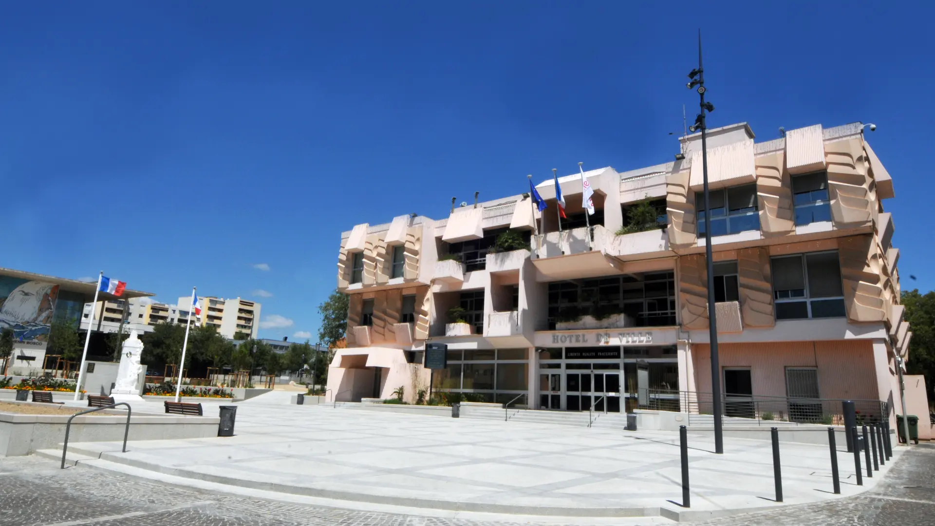 La place de l'Hôtel de Ville