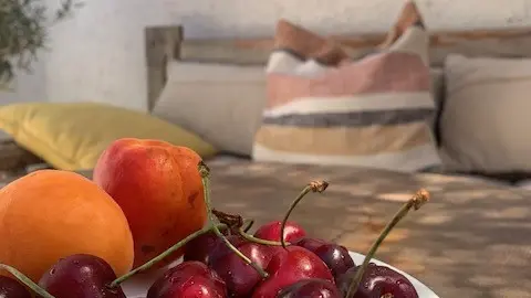 La Terrasse du Pont Julien_L'Isle-sur-la-Sorgue assiette de cerises