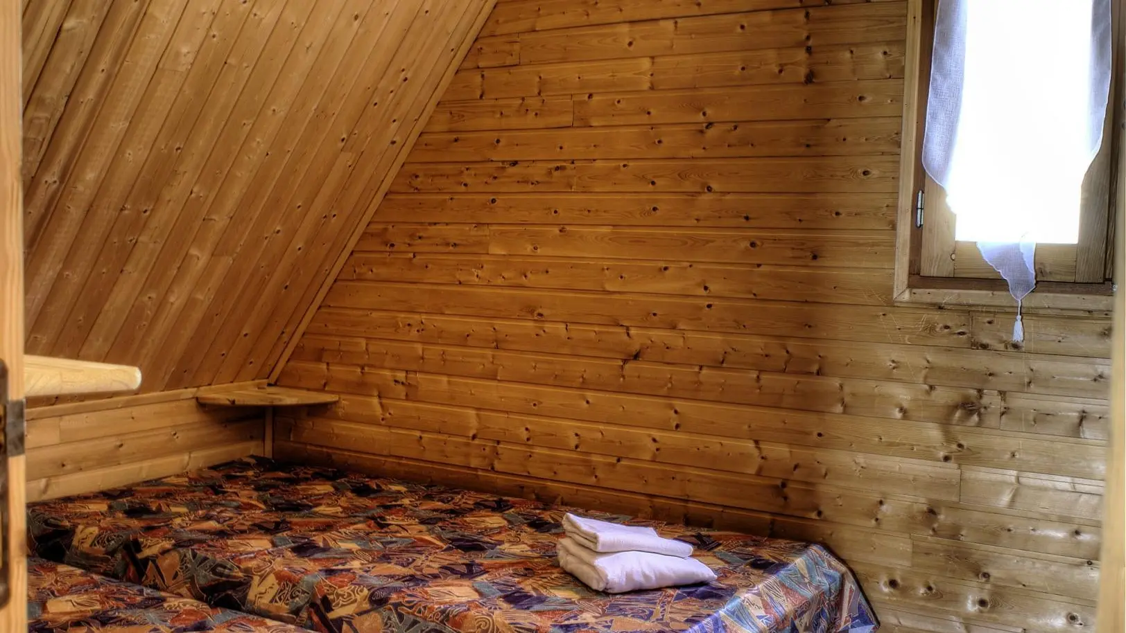 Gîte Sapin-Chambre Lits jumeaux-La Bollène-Vésubie-Gîtes de France des Alpes-Maritimes