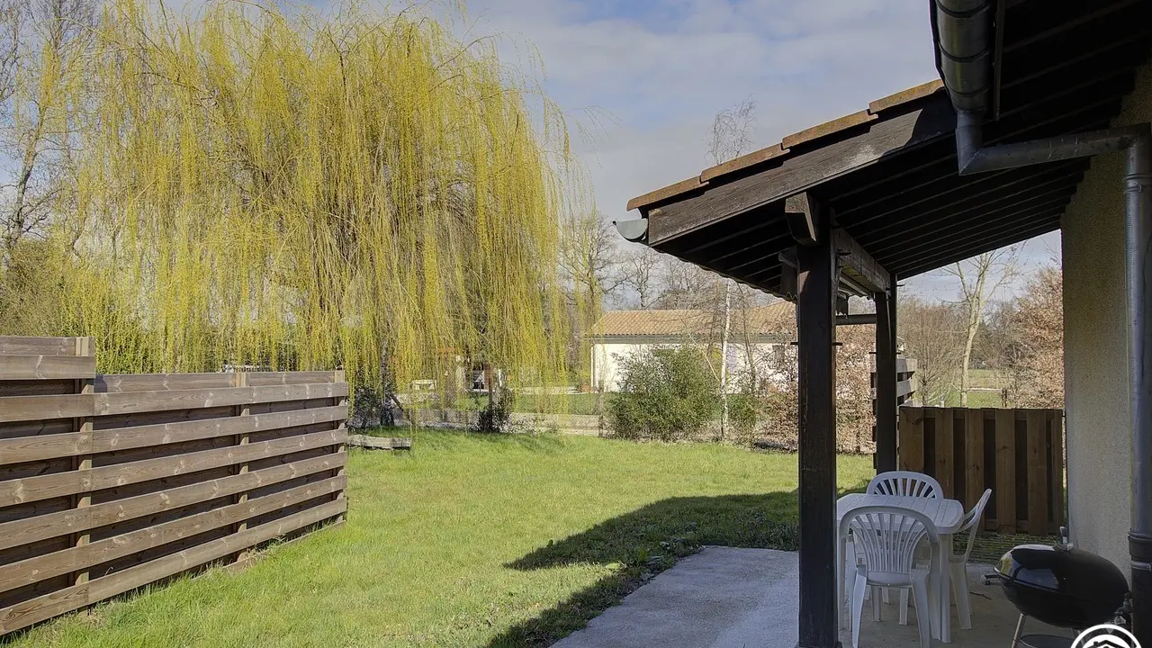 Terrasse et jardin privatif