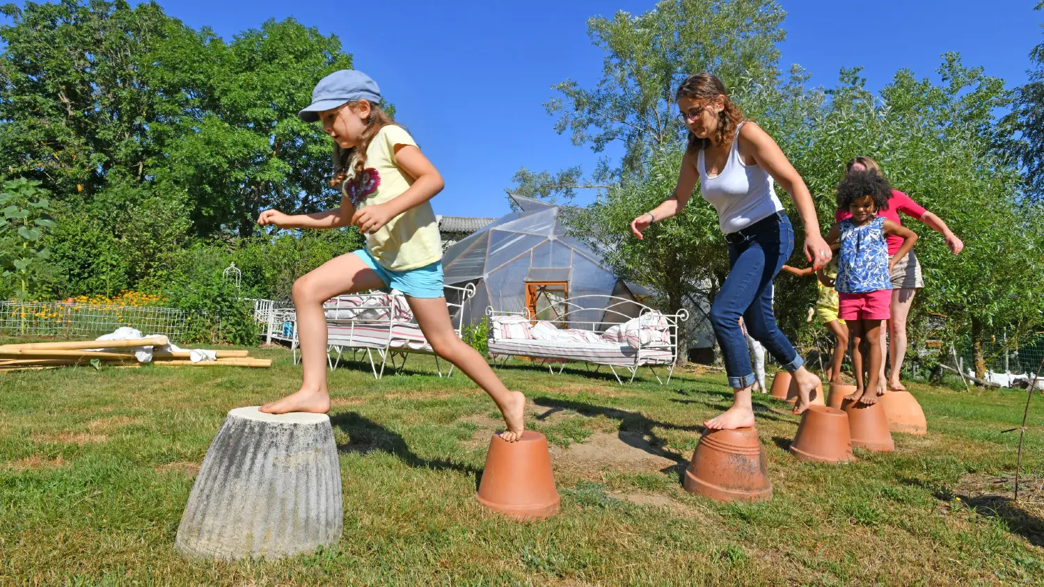 Sentier pieds-nus au jardin