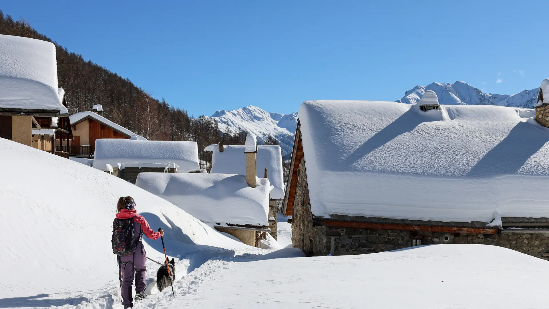 Itinéraire de randonnée en raquettes aux hameaux des Combes (Puy-Saint-André)