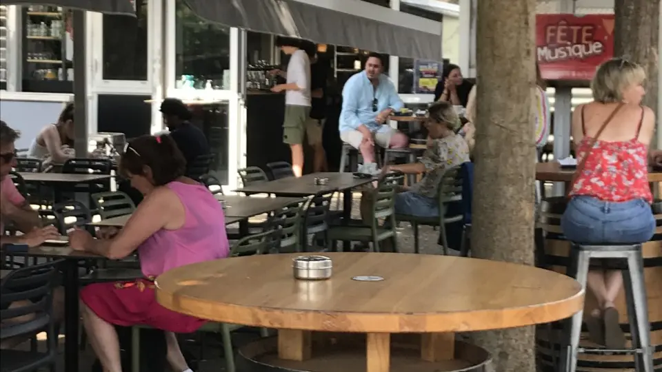 Große Außenterrasse