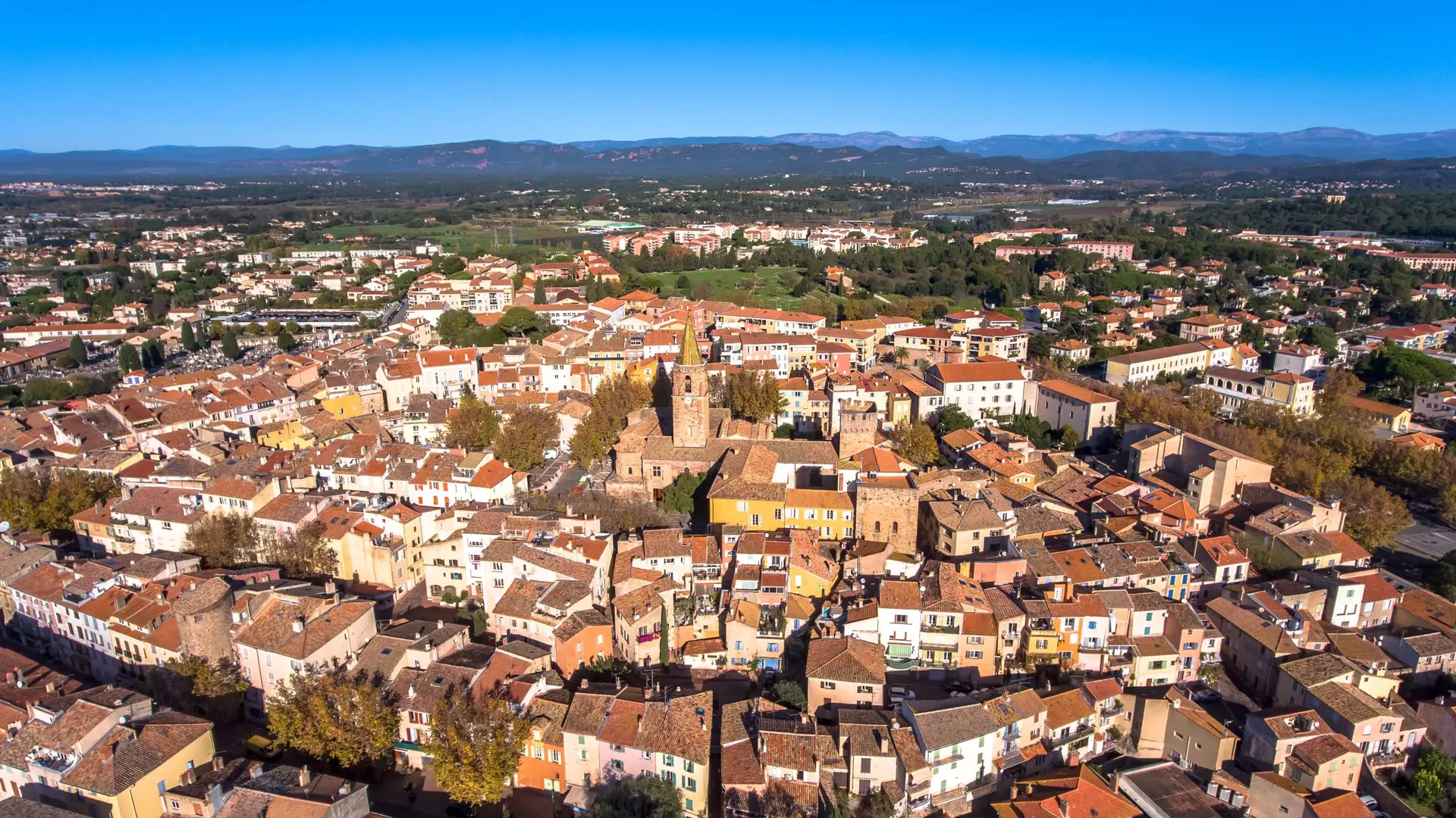 Vue aérienne de Fréjus