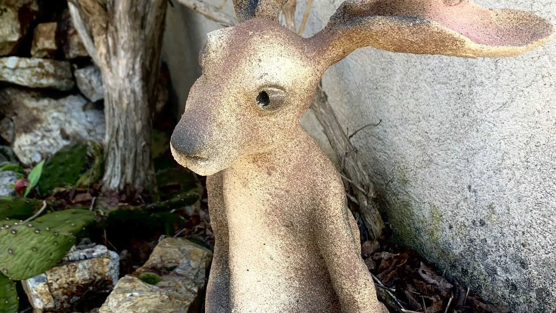 Sculpture de lièvre