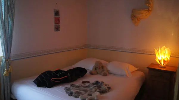 Chambre-bedroom-Merisier-Le Grand-Bornand