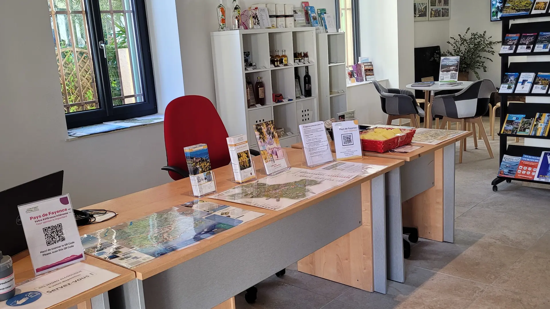 Bureau d'information touristique et boutique