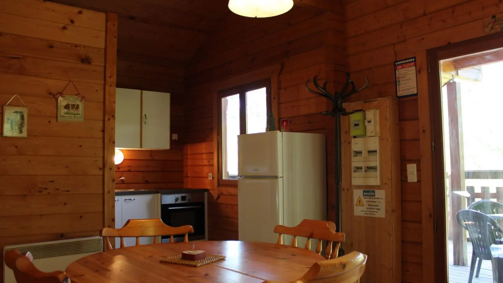 Gîte L'Escondu-Séjour-Roubion-Gîtes de France des Alpes-Maritimes