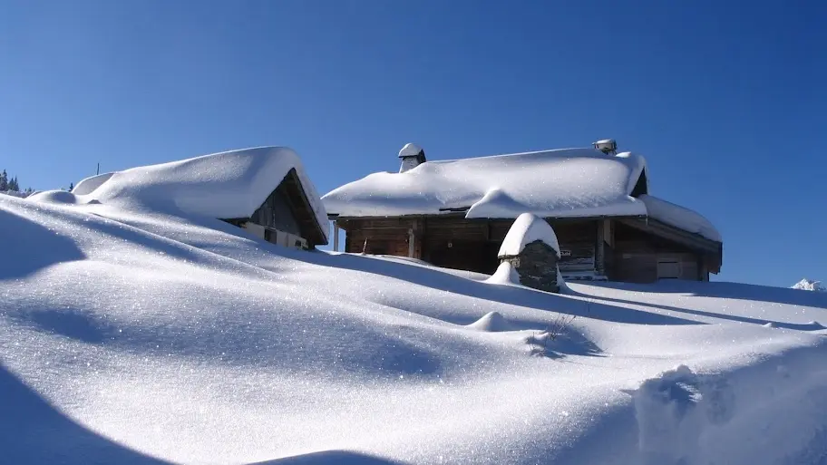 Le Vieux Chalet en hiver à Manigod