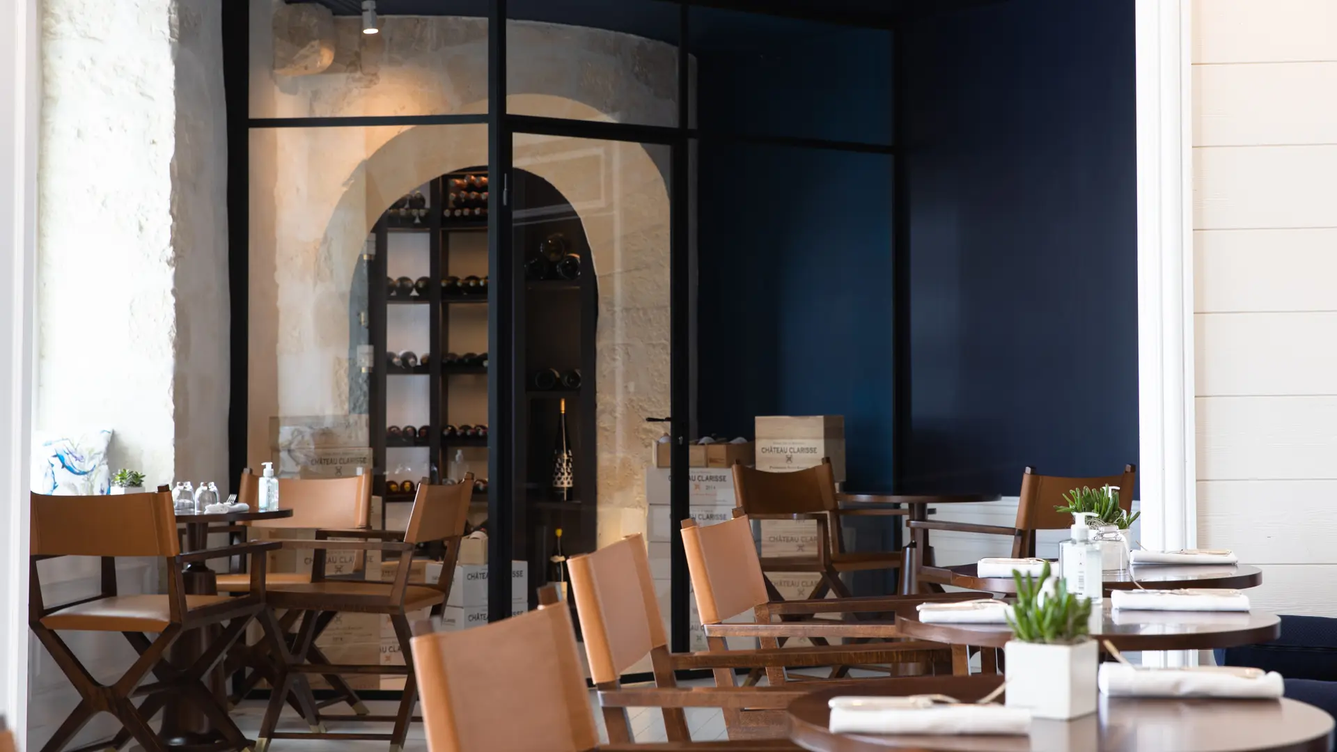 Georges Raum Und Der Château Clarisse Keller