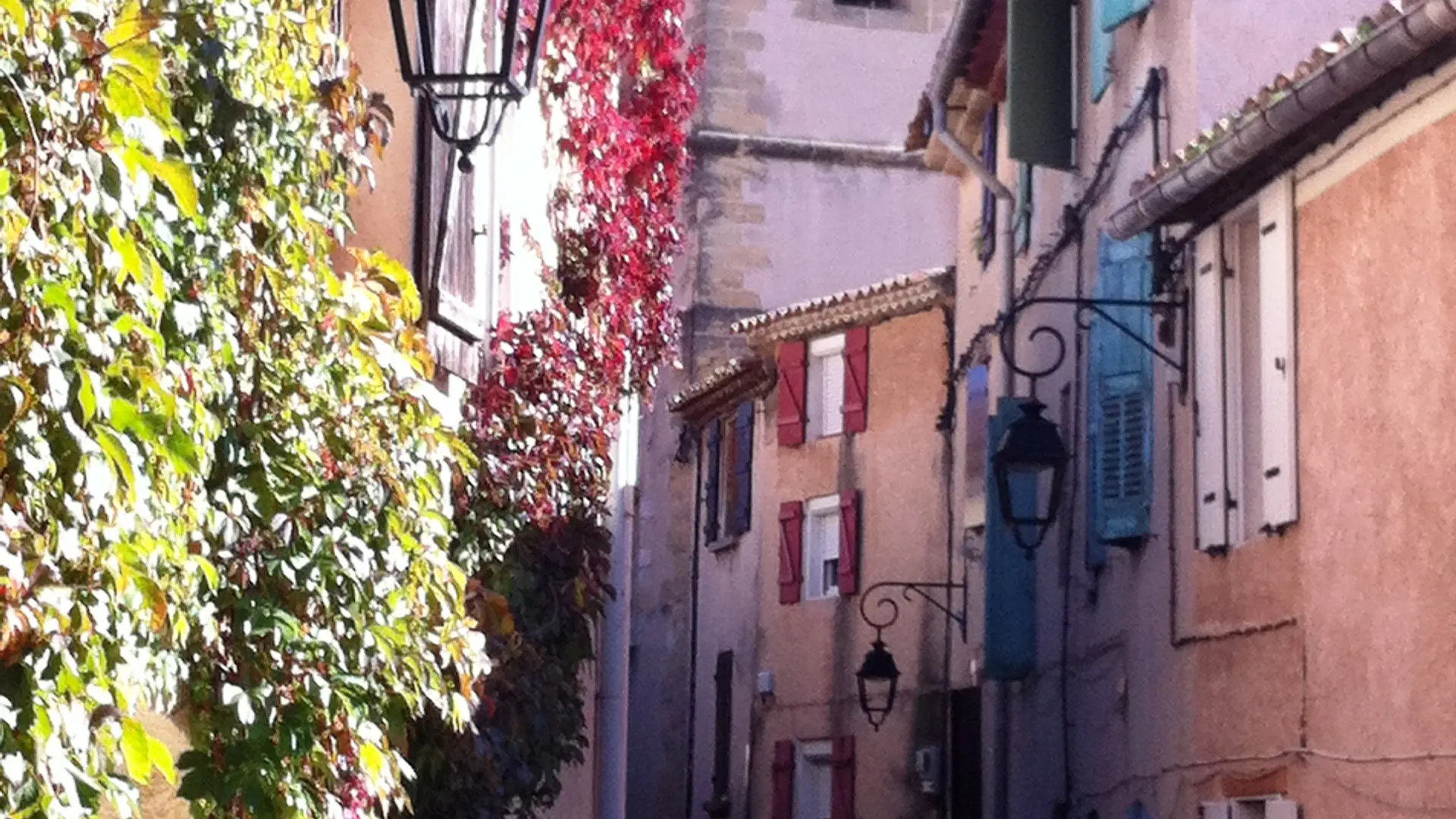 Vieux village - rue de l'église