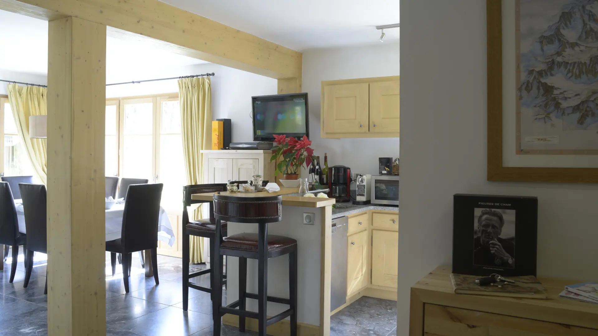 Hall/cuisine/salle à manger