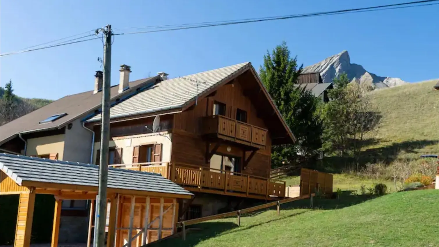 Location Chalet M. ABERGEL David Meublé Laye Station