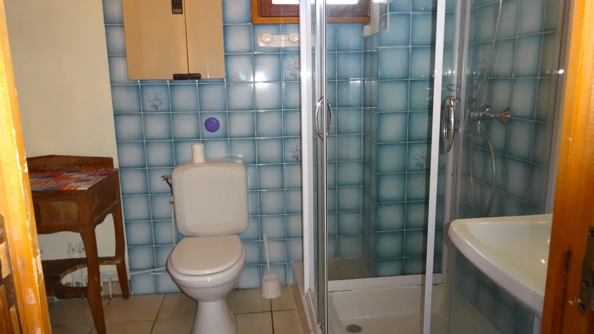 Meublé GILBERT JEANSELME D St Léger les Mélèzes