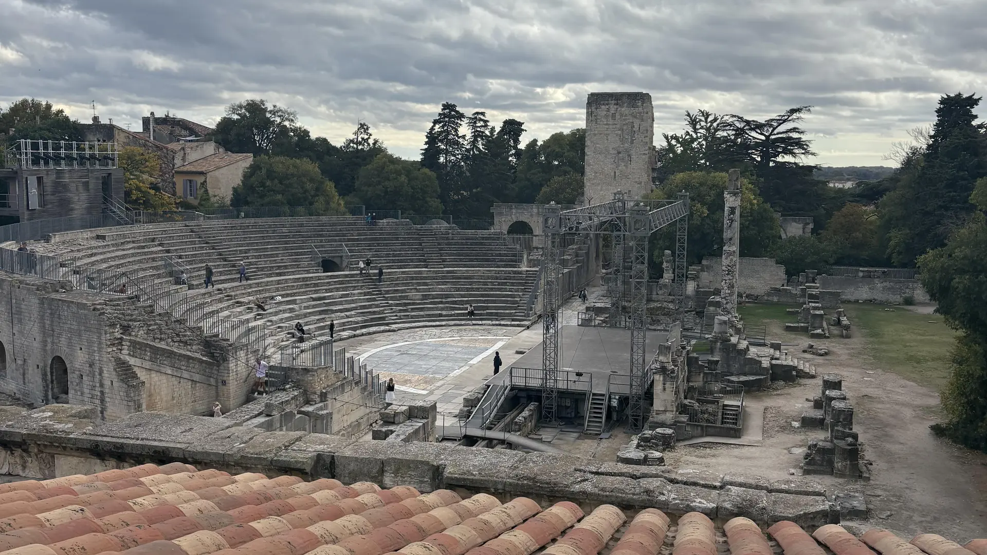 Vue sur le Théâtre Antique depuis la chambre