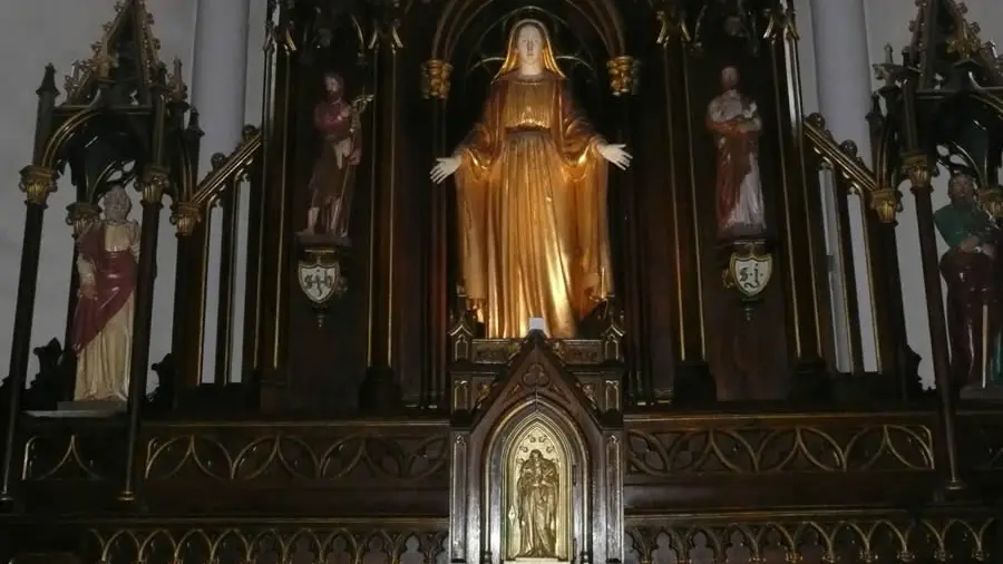 Le retable central