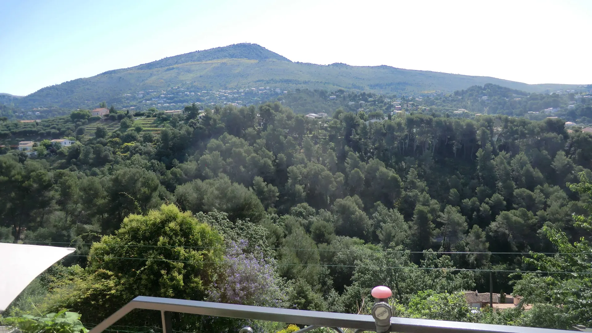 Vue Gîte Magnolia à Colomars Gîtes de France Alpes-Maritimes