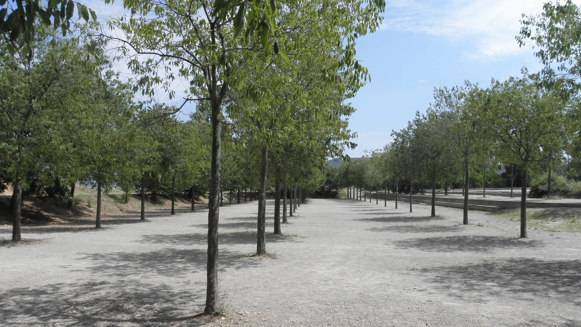 Boulodrome du lac des Buissonnades à Oraison