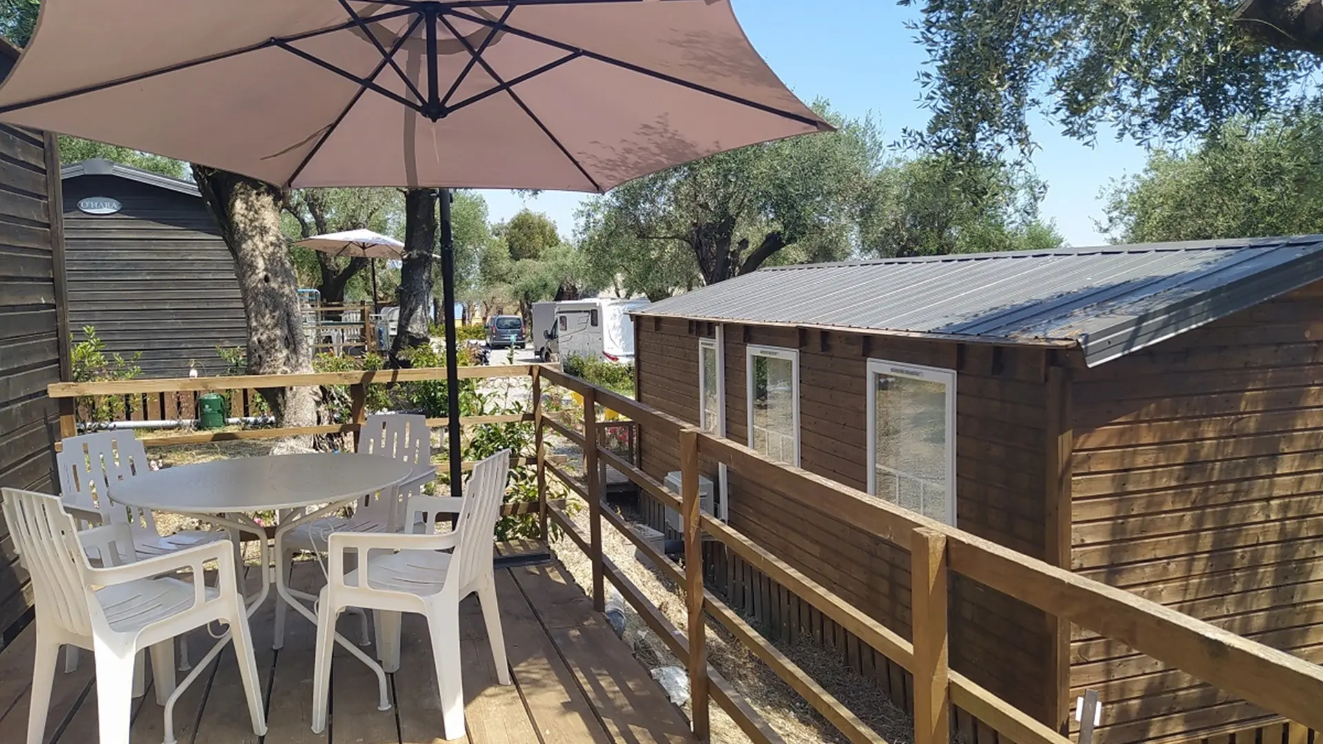 Terrasse d'un bungalow