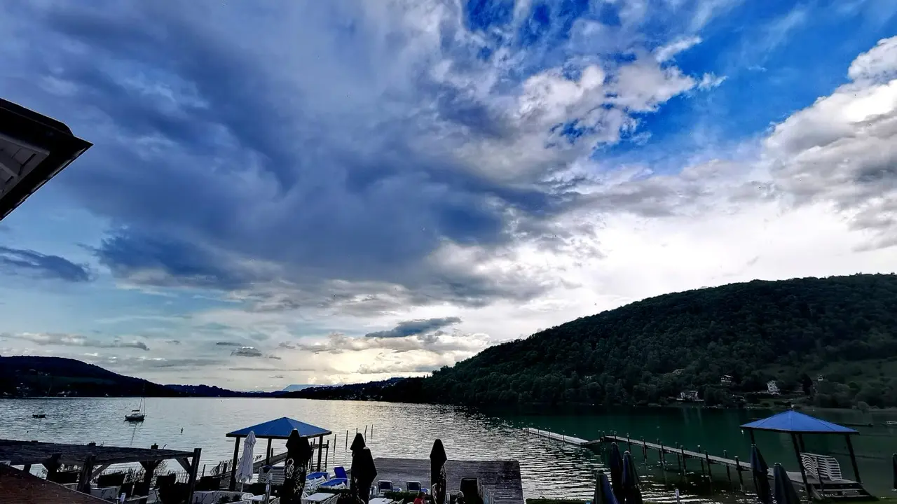 Vue sur le lac de Paladru