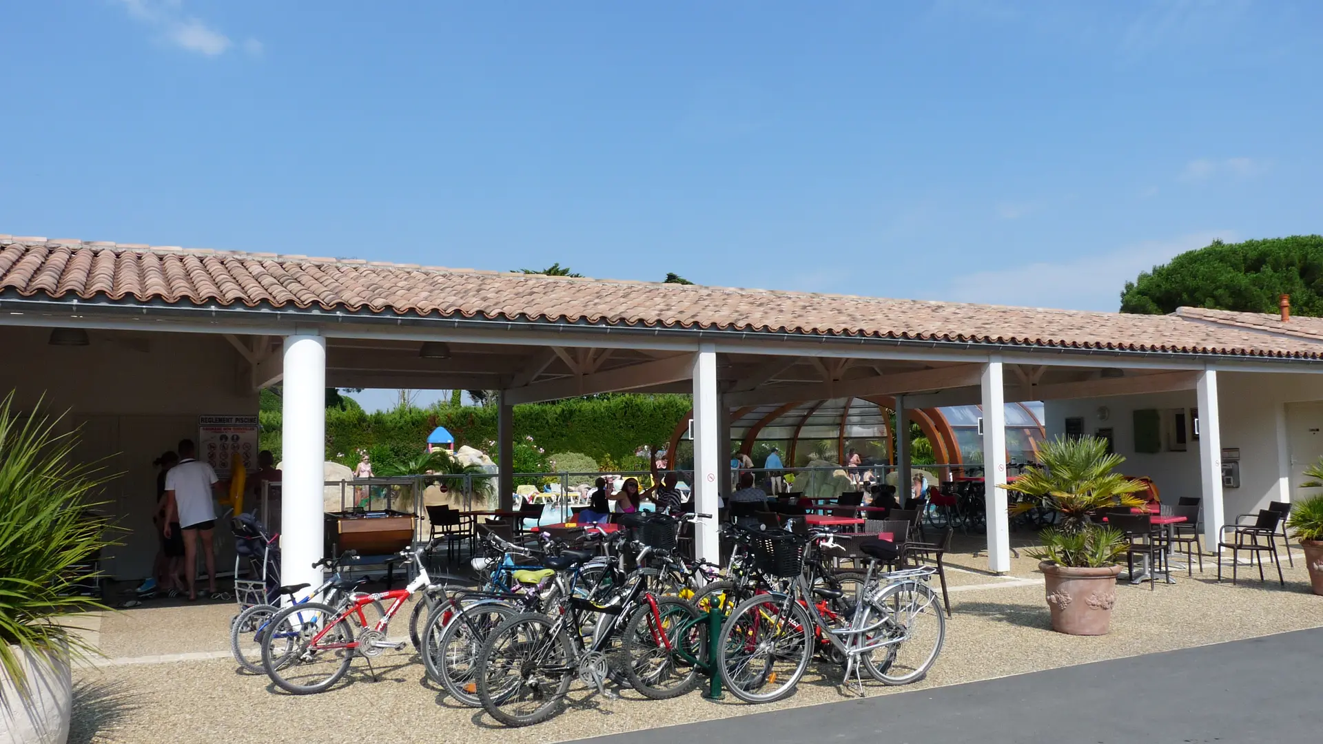 Accès à la piscine