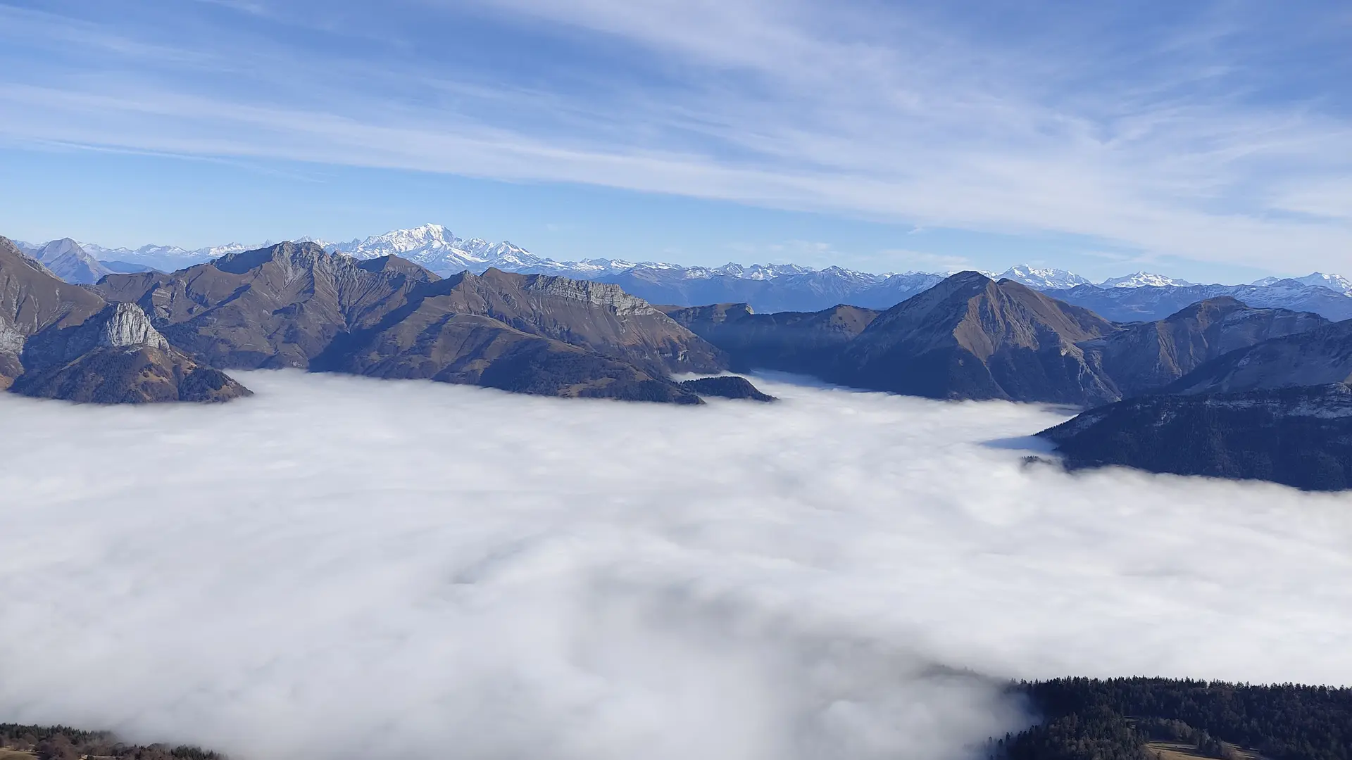 Mer de nuages depuis le Colombier