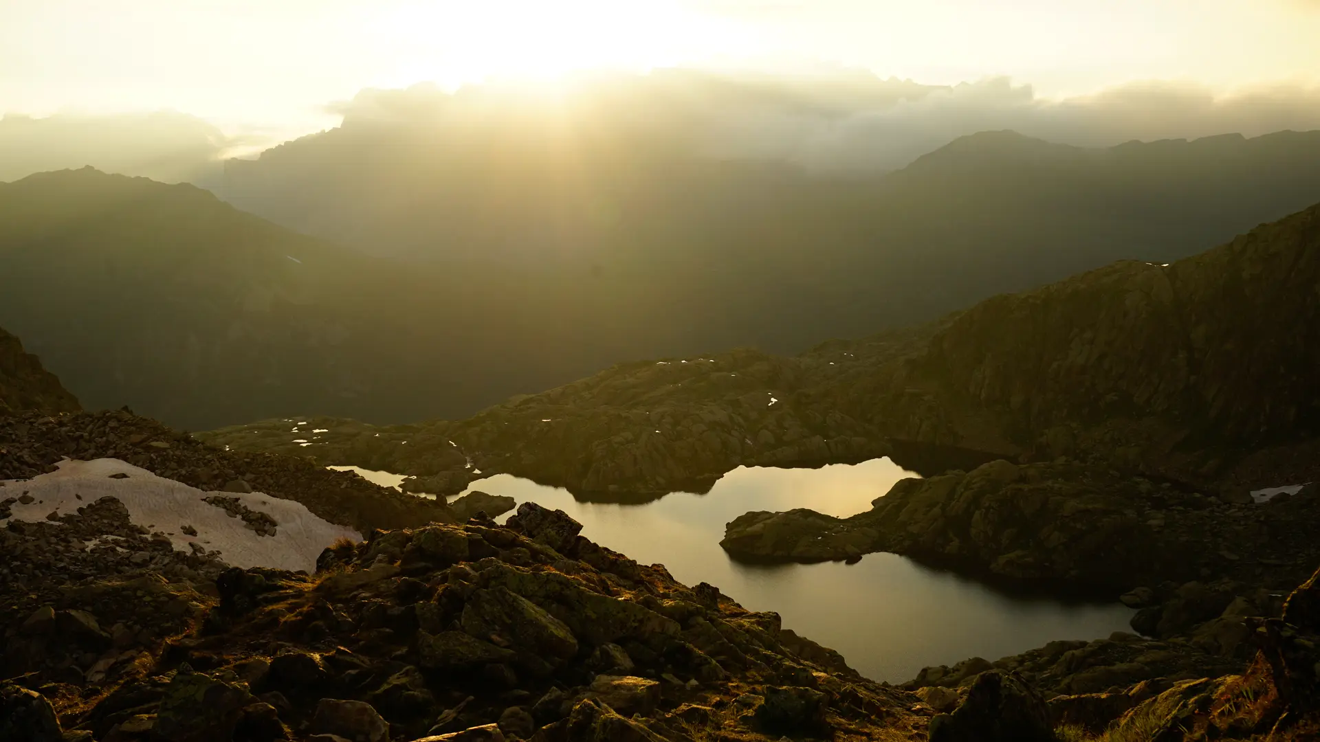 Lac Cornu au coucher de soleil