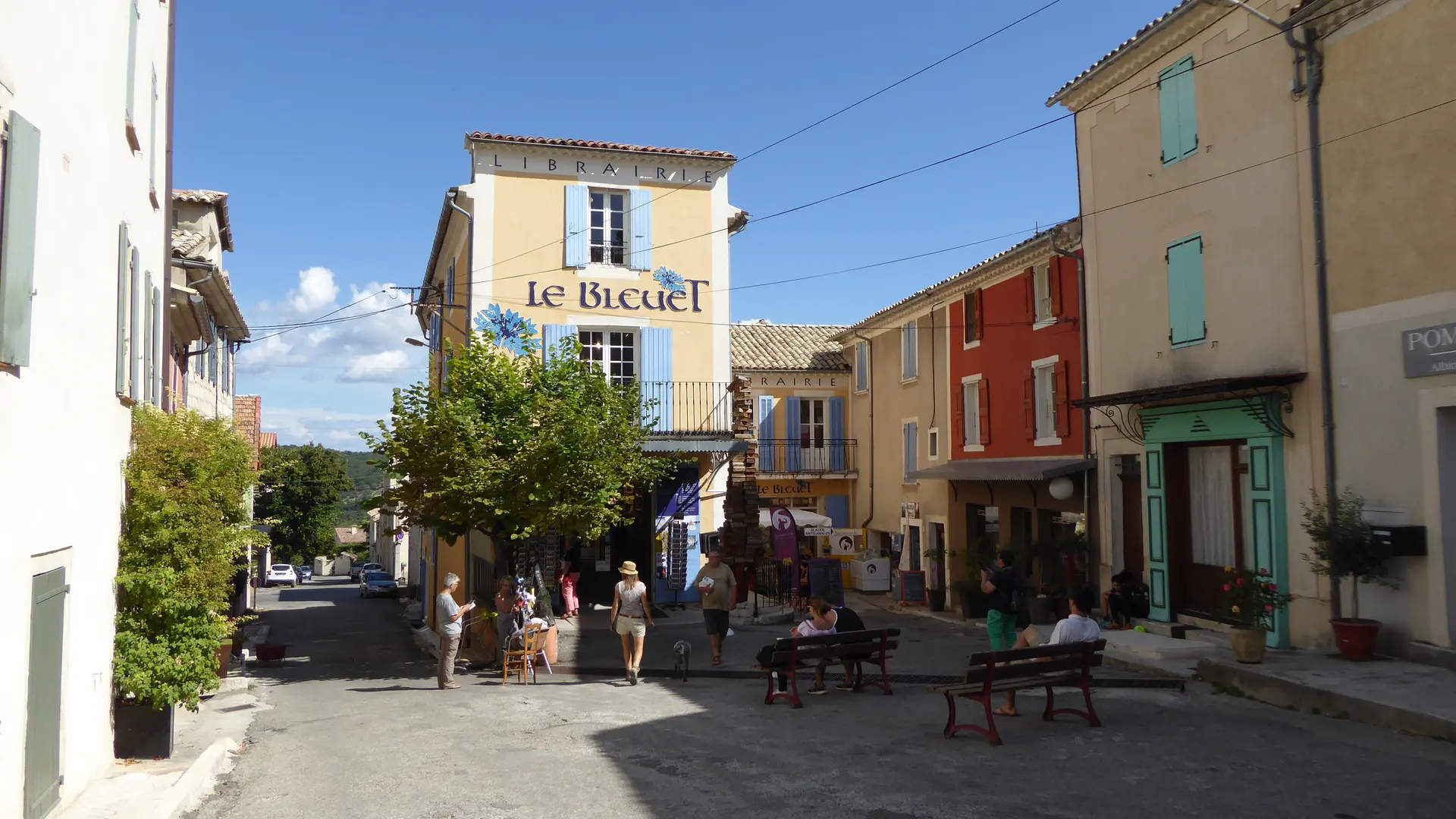 Librairie Le Bleuet à Banon