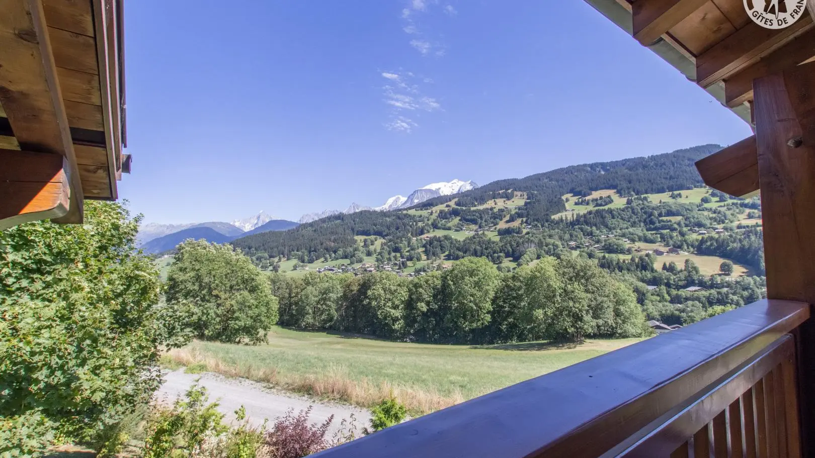 Balcon Est.