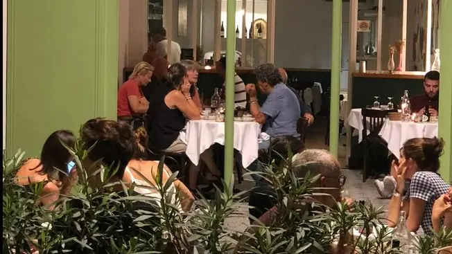 Entrée et terrasse