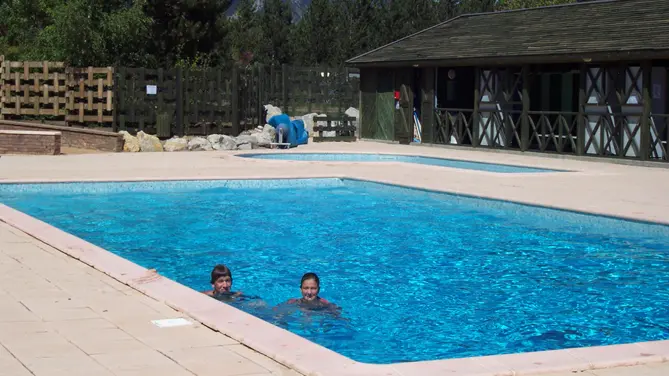 Piscine du Chevalet à Aspres s/Buëch