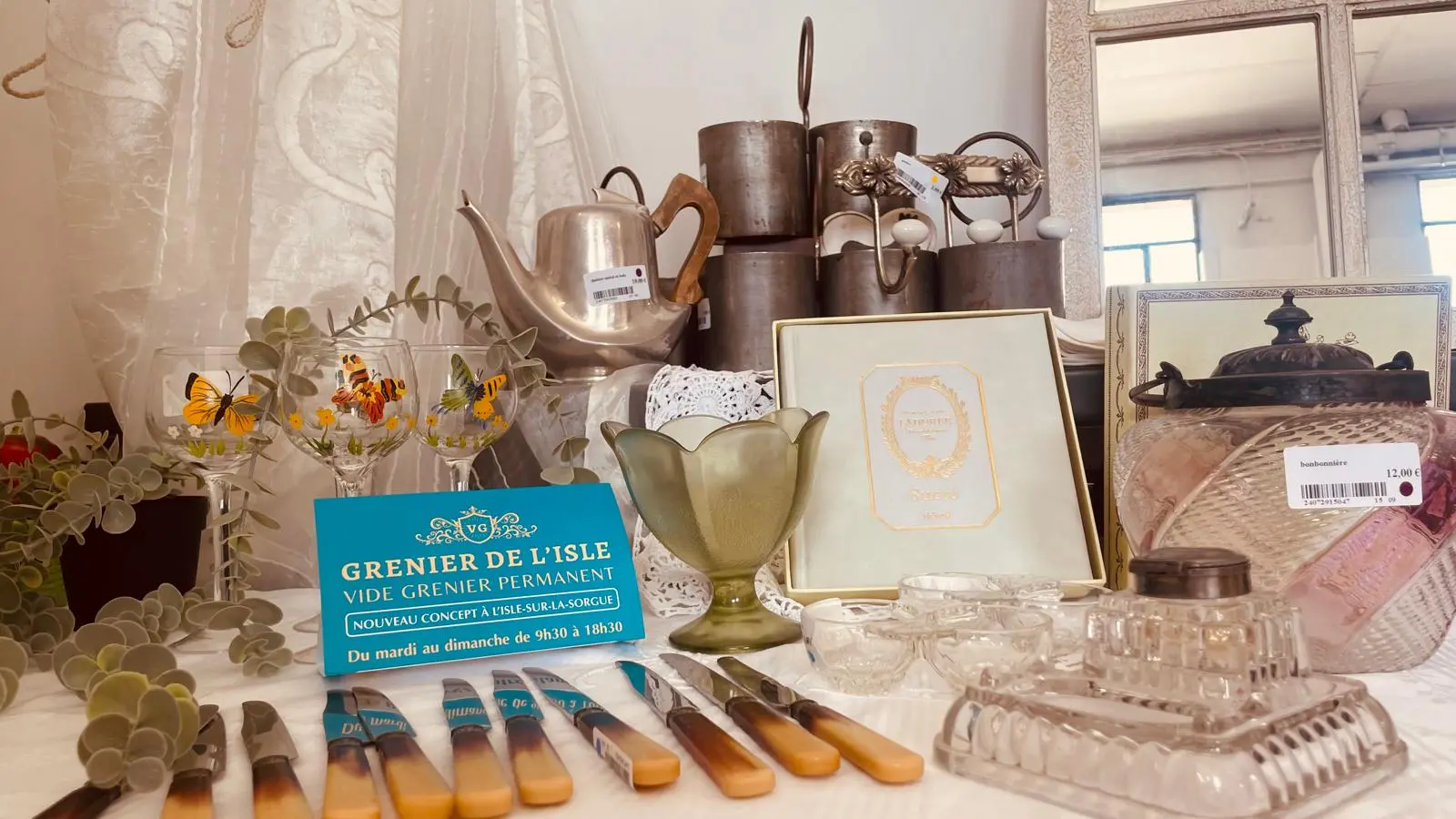 Grenier de L'Isle Vaisselle déco