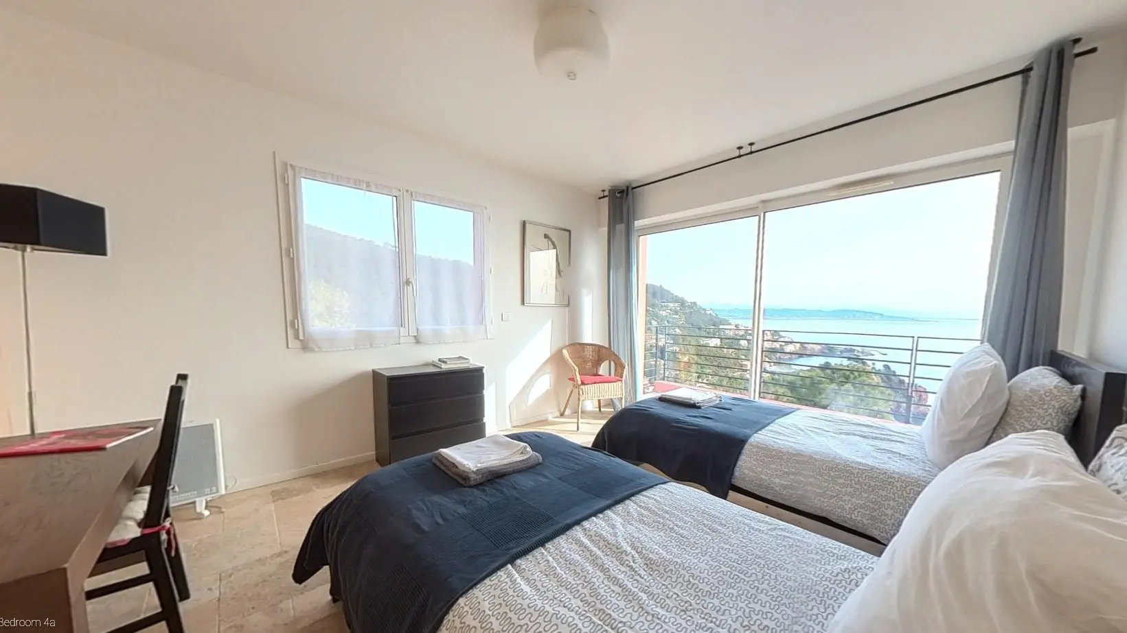 Chambre lits simples Niveau 2 - Terres Rouges - Théoule-sur-Mer - Gîtes de France Alpes-Maritimes