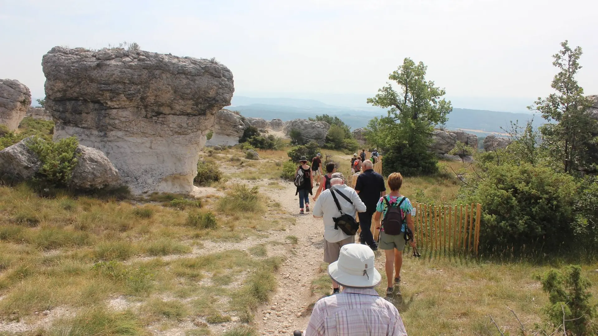 Sur le sentier des Mourres