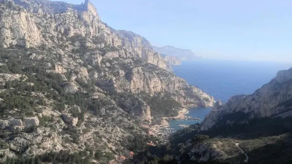 Randonnée naturo-poétique à la Calanque de Morgiou (1/2j)