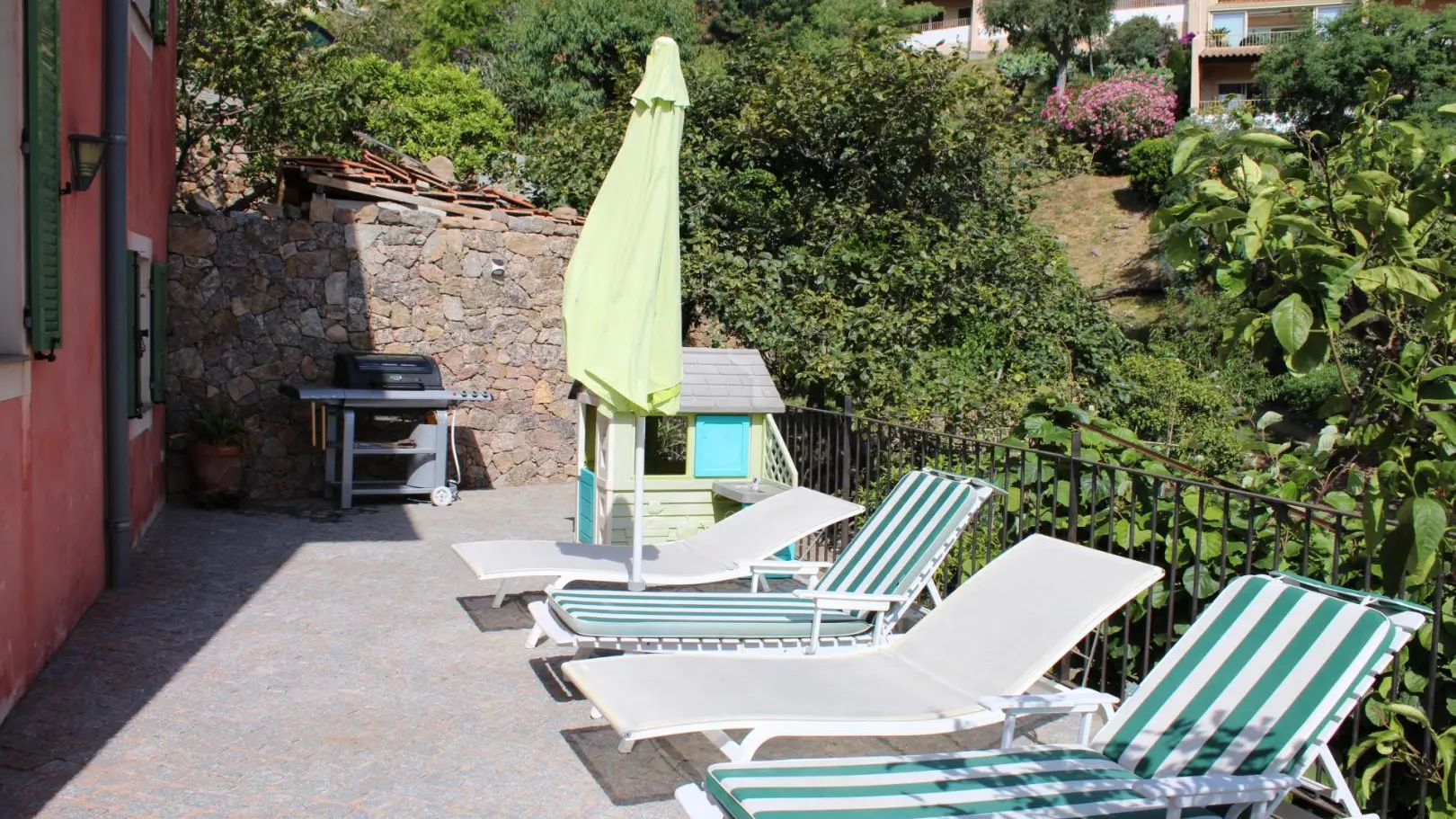 Gîte la Bastide - Terrasse - Gîtes de France Alpes-Maritimes