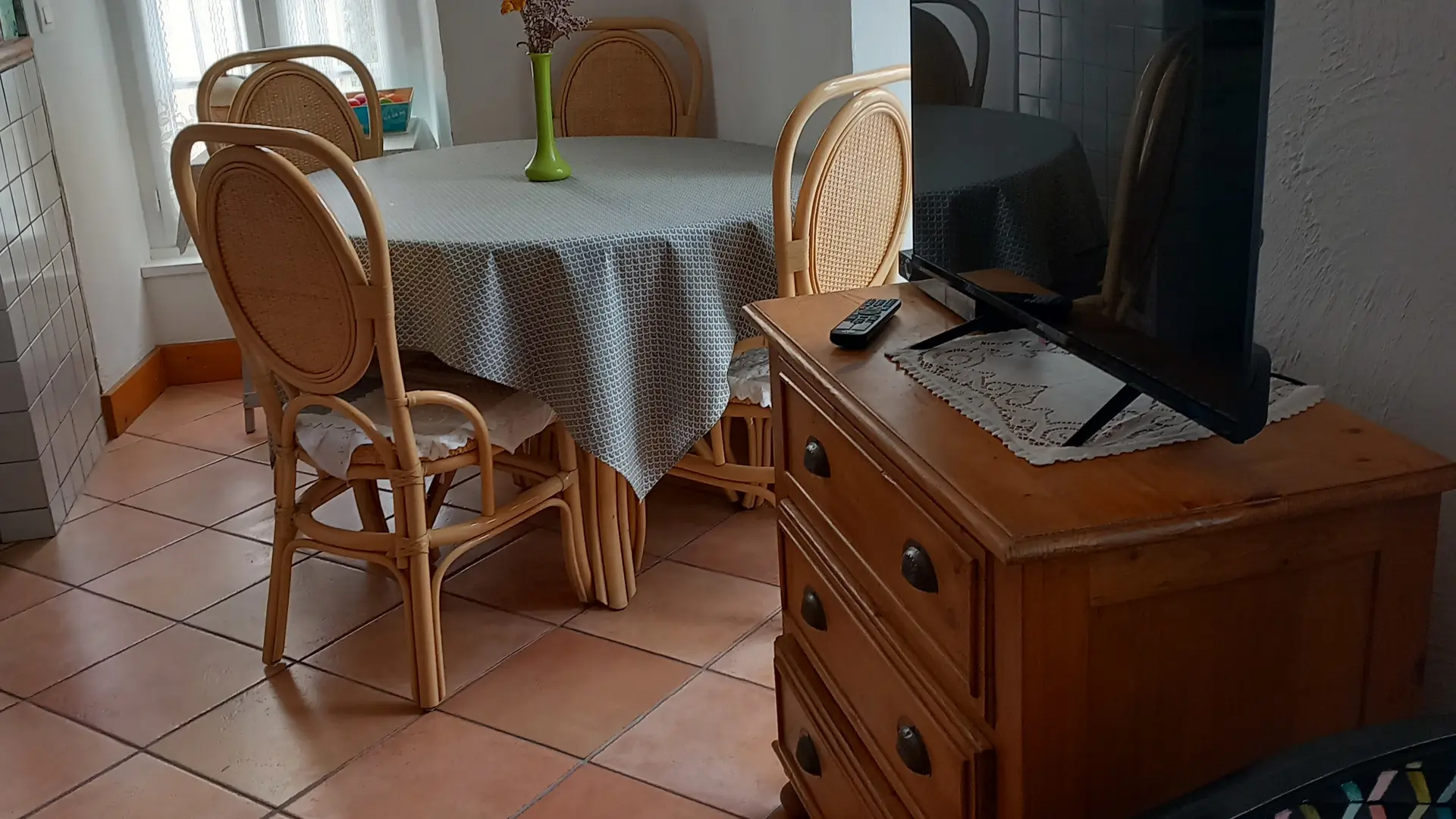 Salle à manger de la maison Mérindot