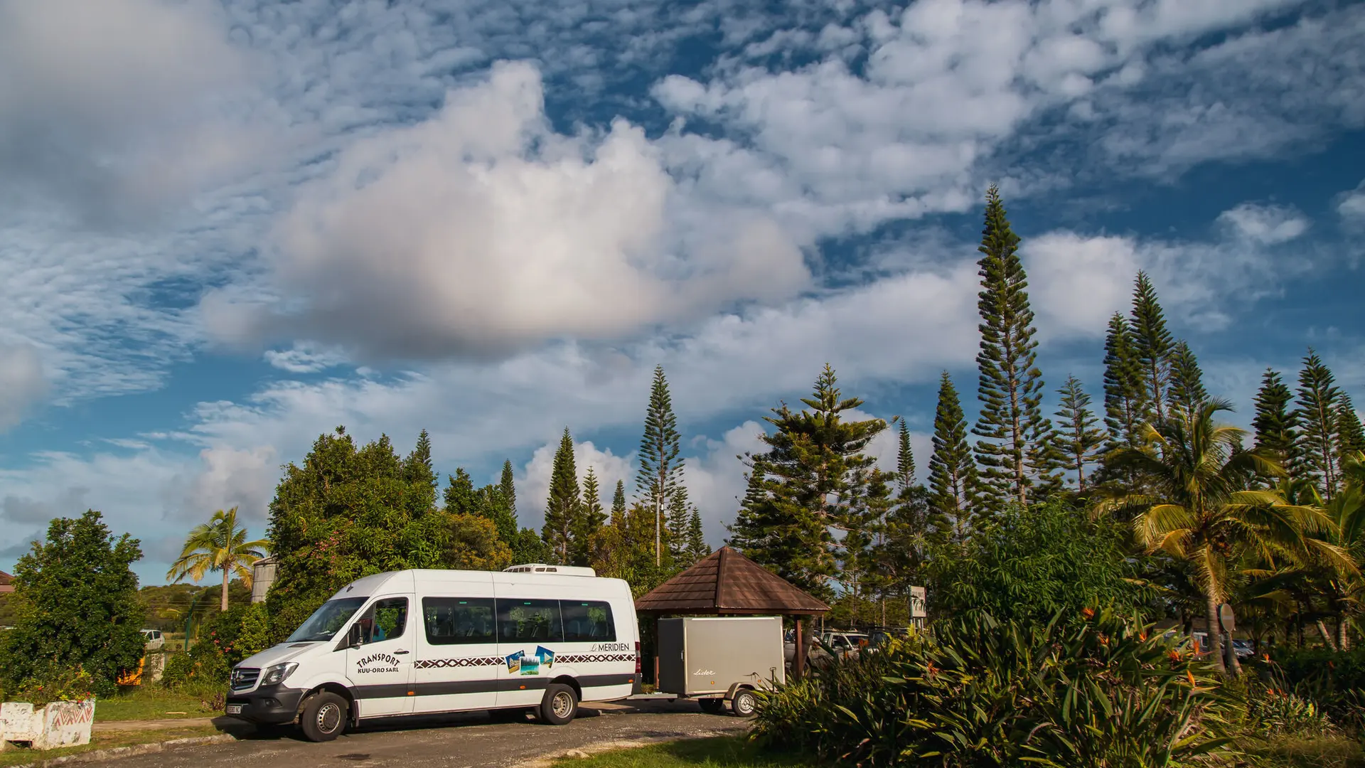 Bus touristique Kuu-Oro