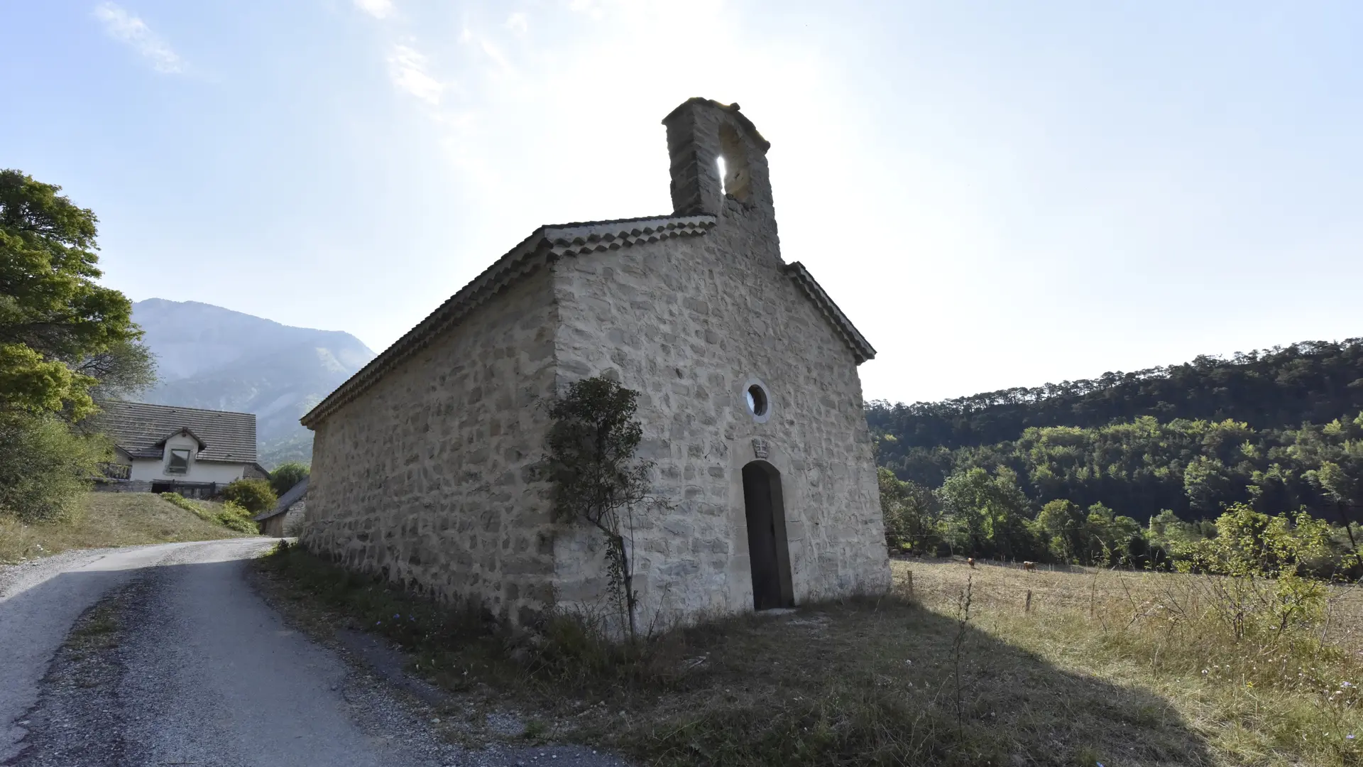 Extérieur chapelle de Baumugnes