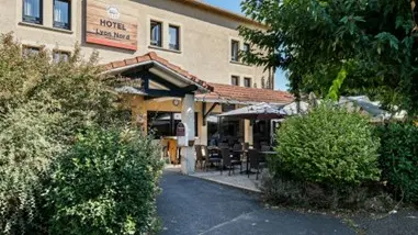 L'entrée de l'hôtel