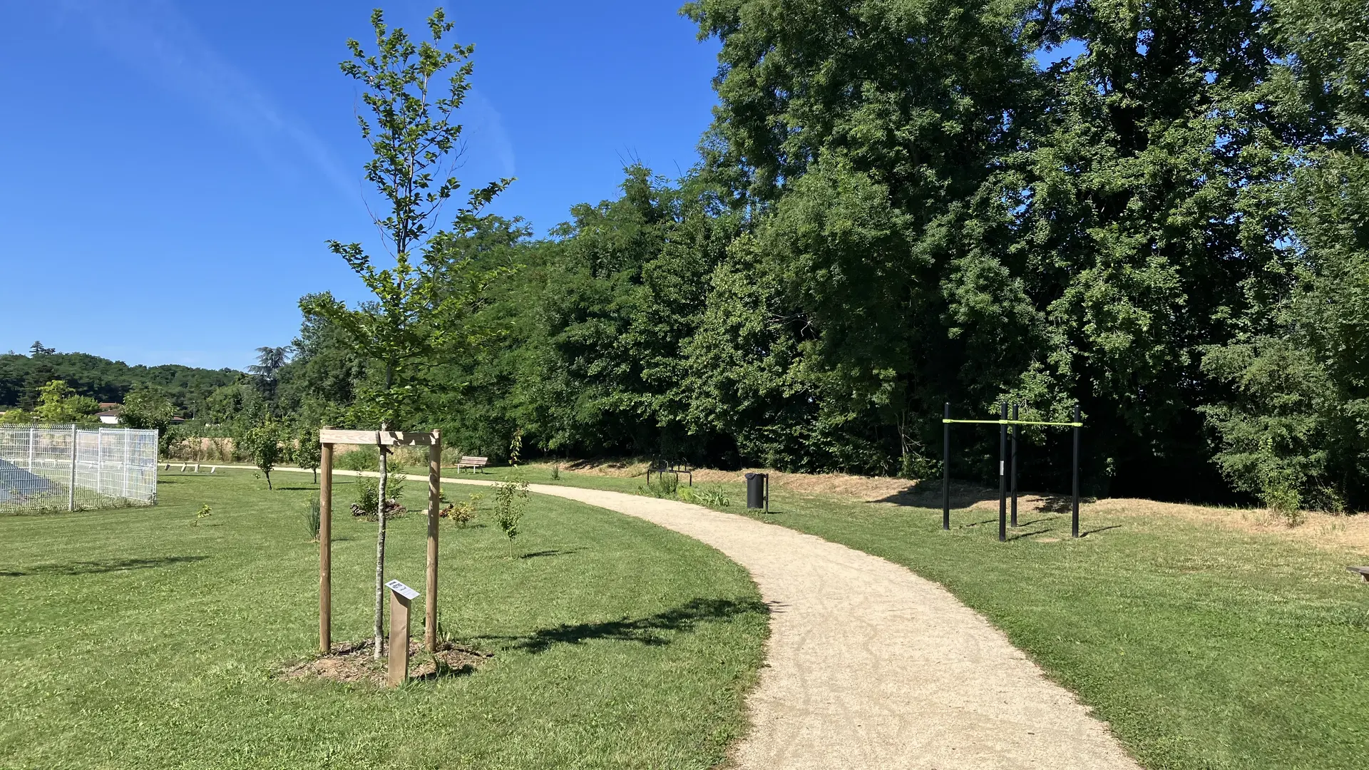 parc municipal des portes de Veuze -parcours de santé